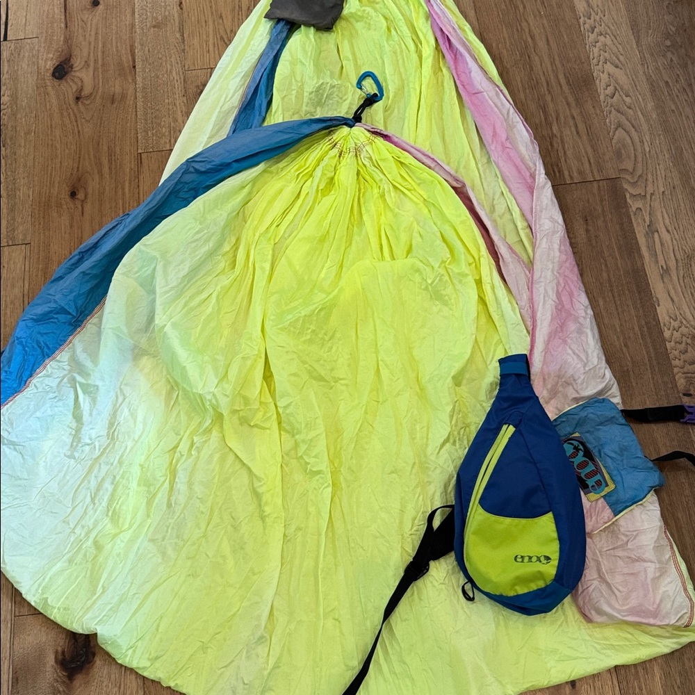 😊 ENO DoubleNest Hammock w/ Carabiners & Stuff Sack - Picture 4 of 6